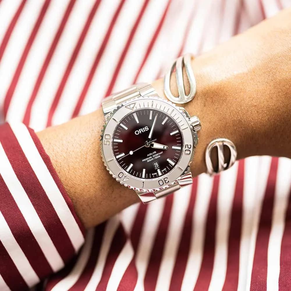 Oris Aquis Date Relief