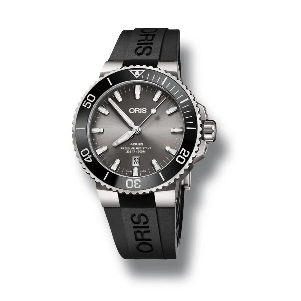 Oris Aquis Titanium Date