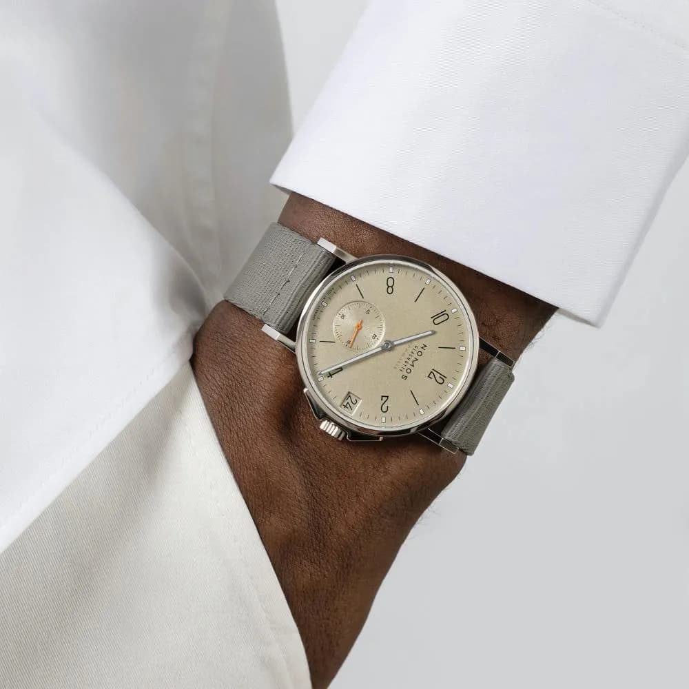 Nomos Ahoi Neomatik 38 Date Sable