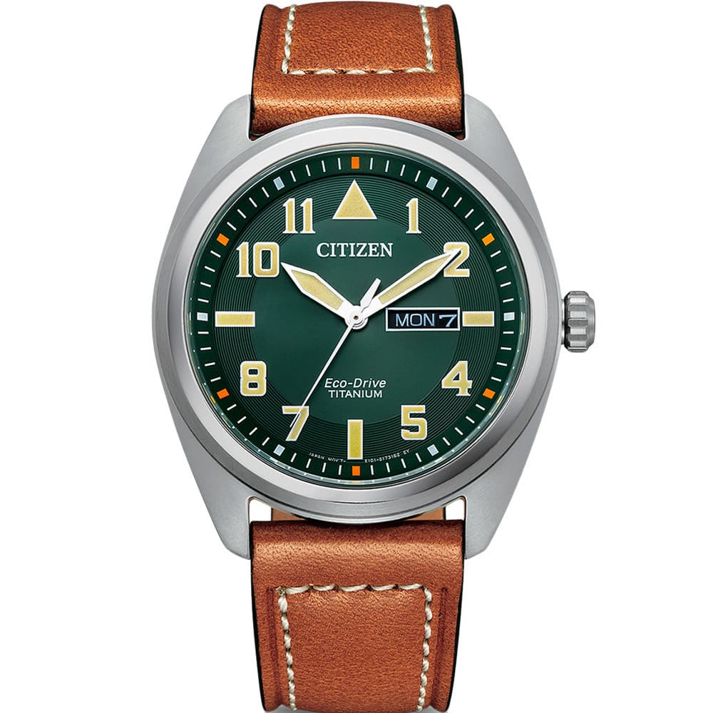 Citizen Montre Citizen Collection Super Titanium en Métal Argenté