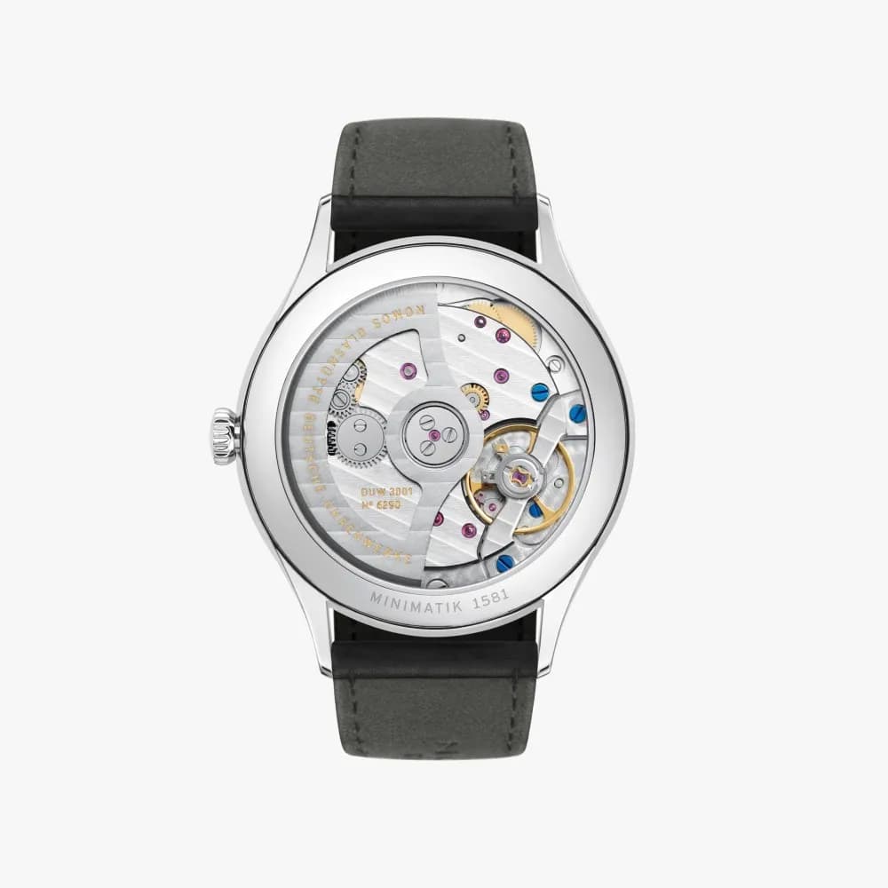 Nomos Minimatik bleu nuit