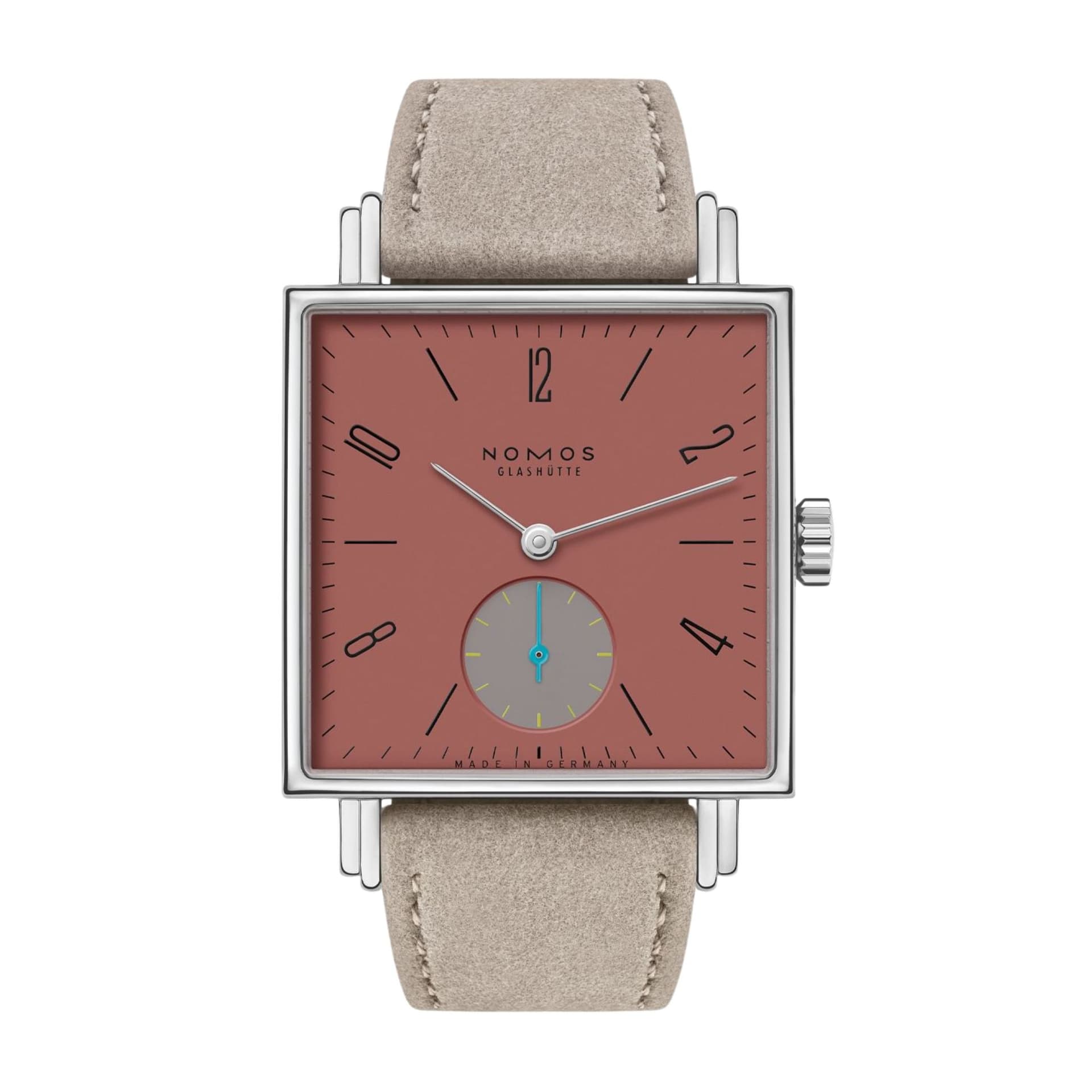 Nomos Montre Nomos Tetra Terra mécanique fond verre saphir cadran rouge bracelet velours beige 29,5 mm