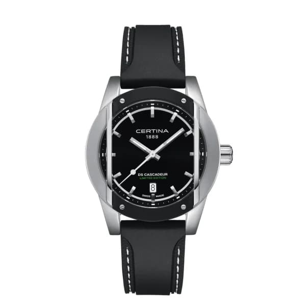 Certina Montre Certina DS Cascadeur Cadran Noir Bracelet Caoutchouc