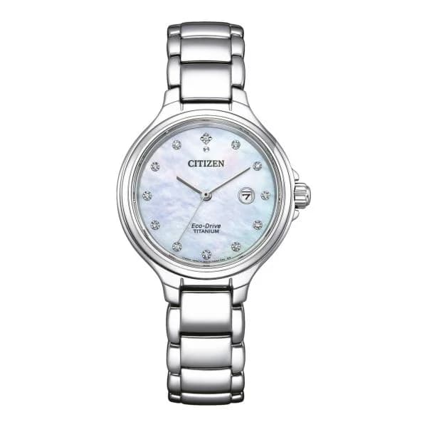 Citizen Montre Citizen Ladies Super Titanium Elegant Eco-drive Cadran Nacre Serti