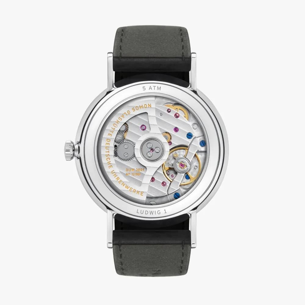Nomos Ludwig Neomatik 39
