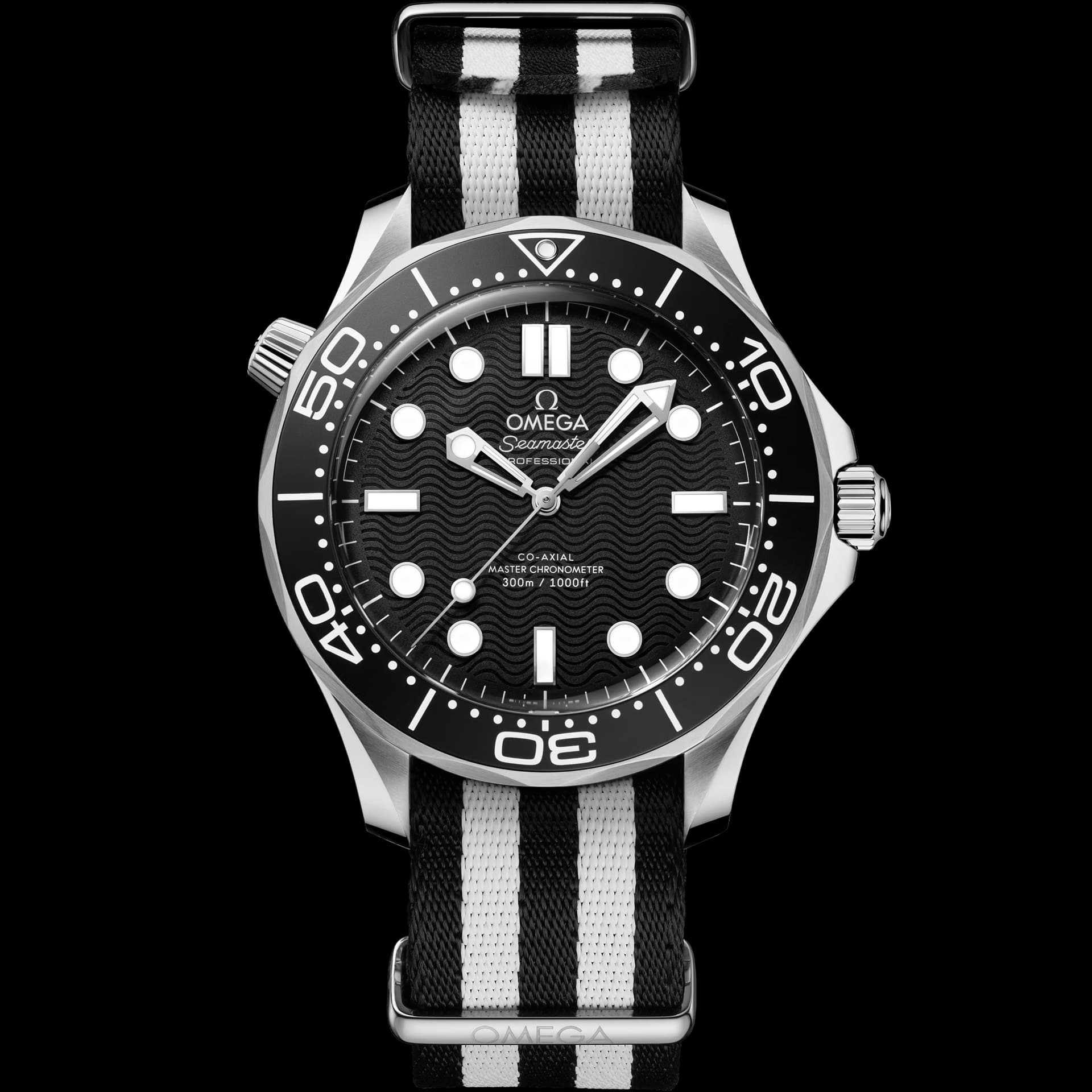 Omega Seamaster 42 mm, acier sur bracelet NATO