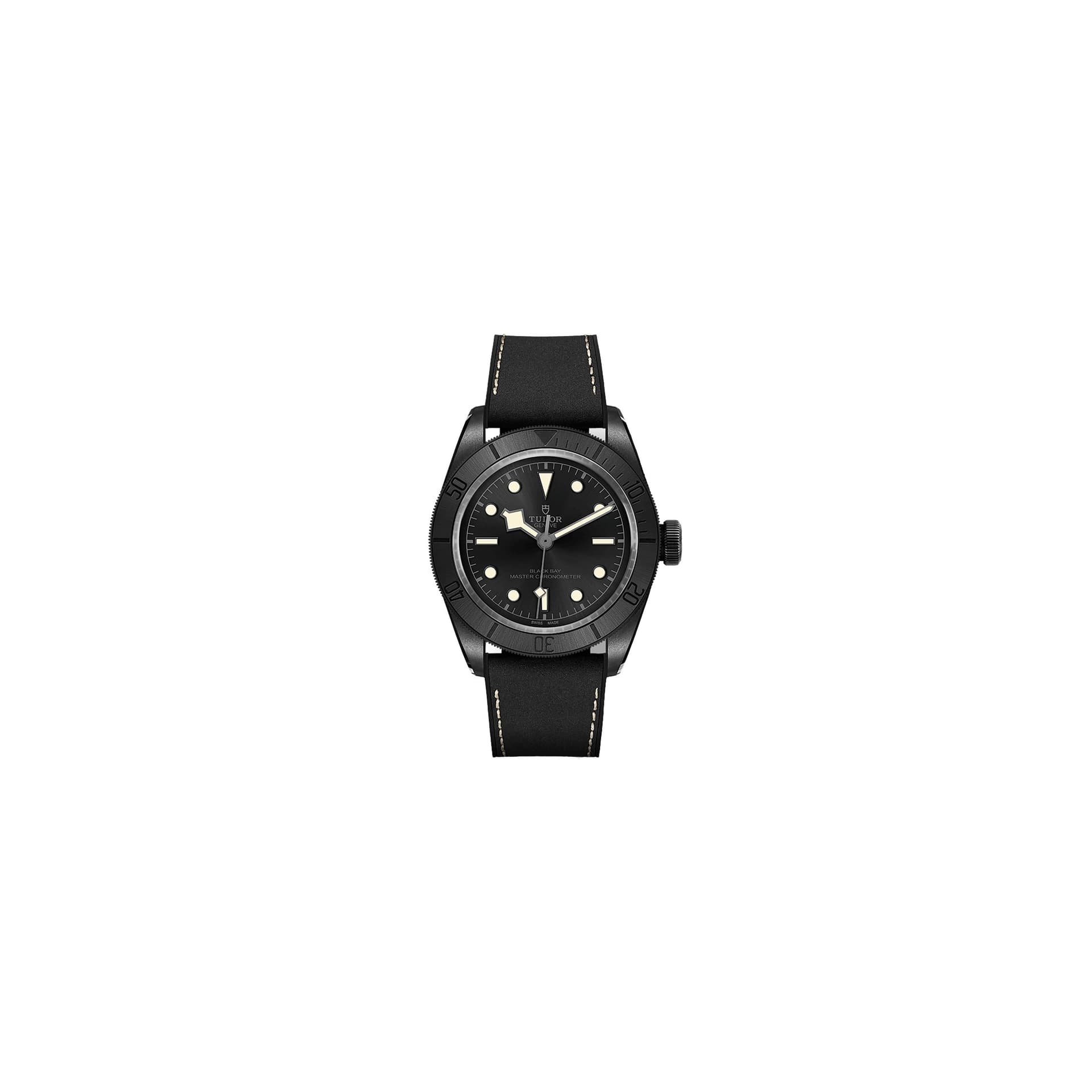 Tudor Black Bay Ceramic — cadran noir bracelet cuir