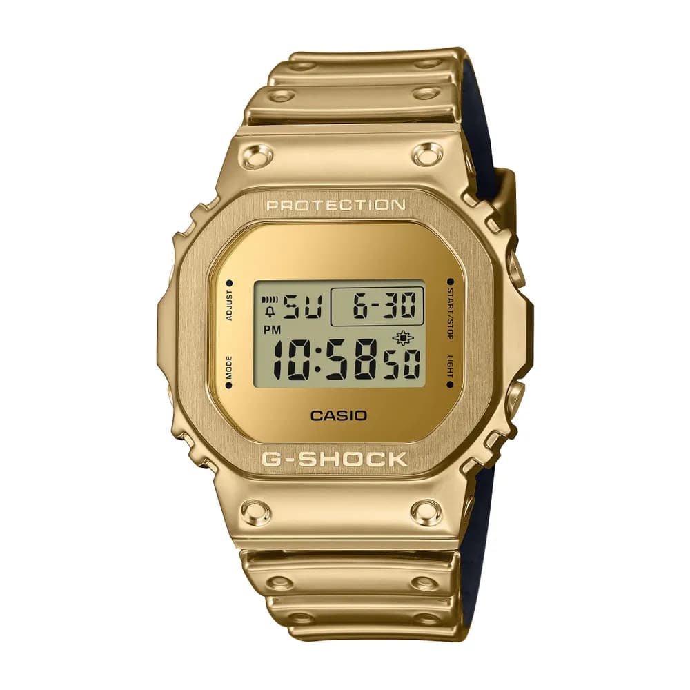 Casio G-Shock GM-5600 — cadran doré