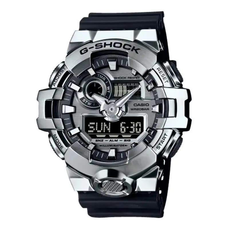 Casio GM-700 — boîtier acier