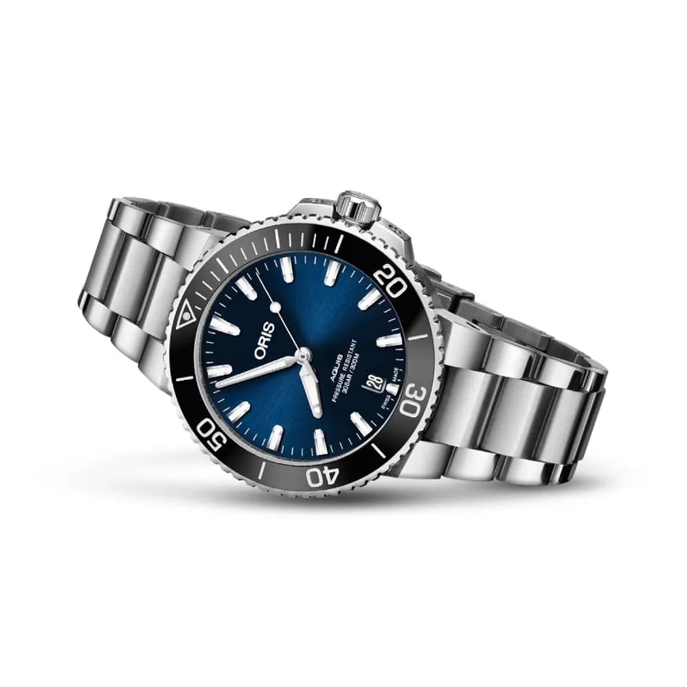 Oris Aquis Date