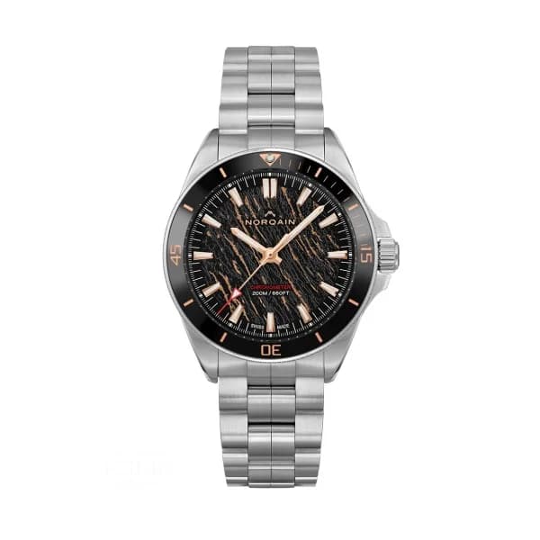 NORQAIN Montre Norqain Adventure Neverest Cadran Noir Glacier Bracelet Acier