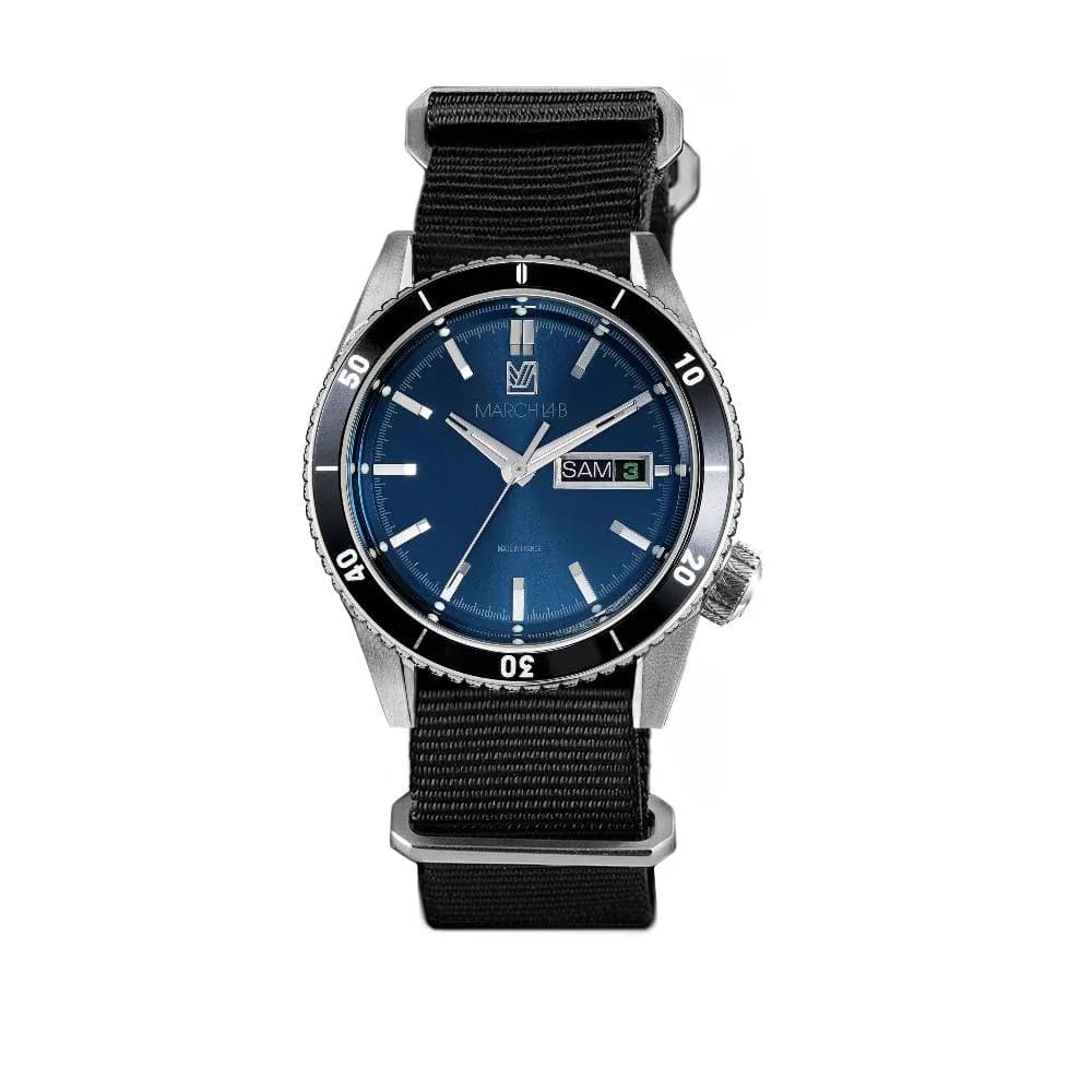 March LA.B Montre Bonzer Electrique
