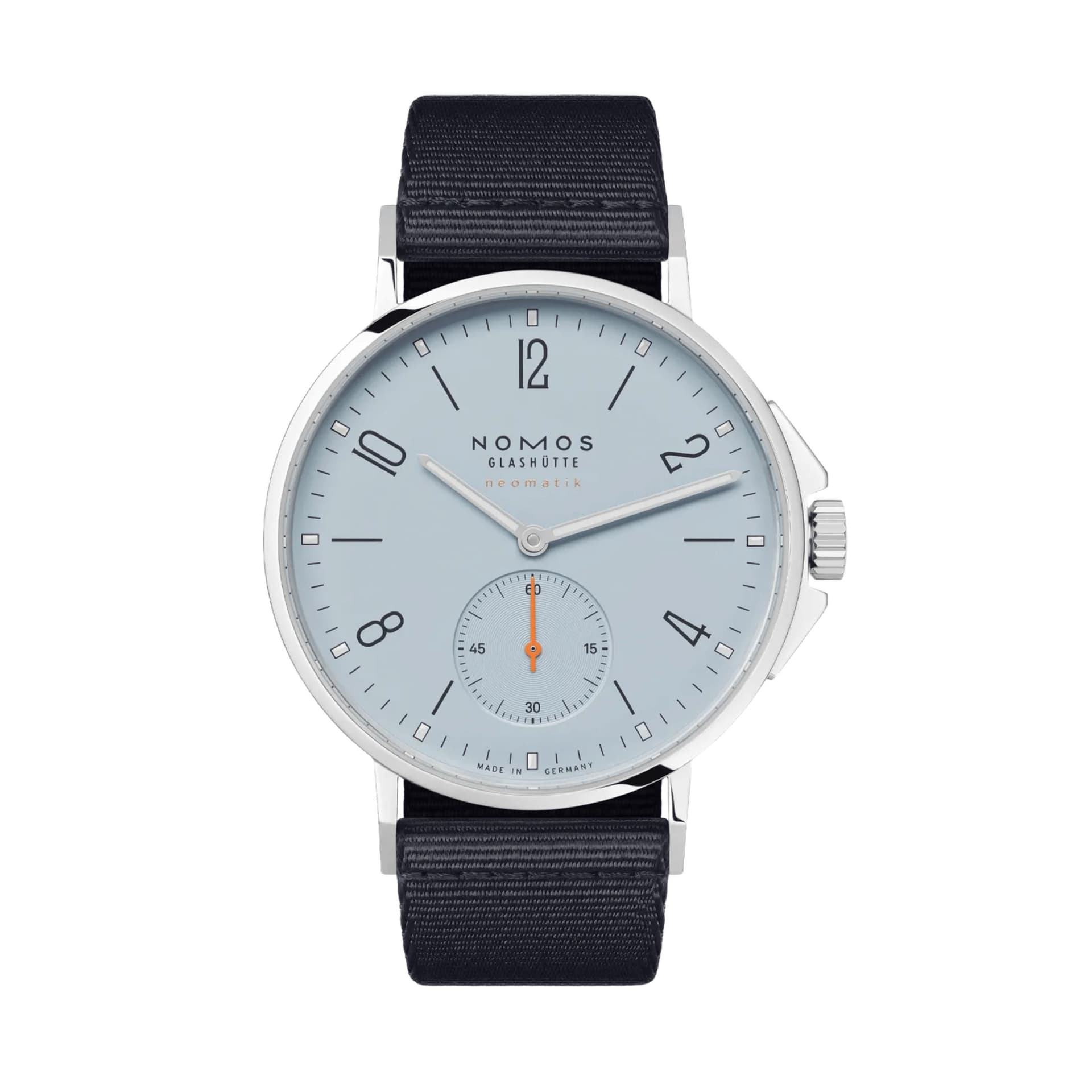 Nomos Montre Nomos Ahoi Neomatik Ciel automatique fond saphir cadran bleu ciel bracelet tissu marine 36 mm