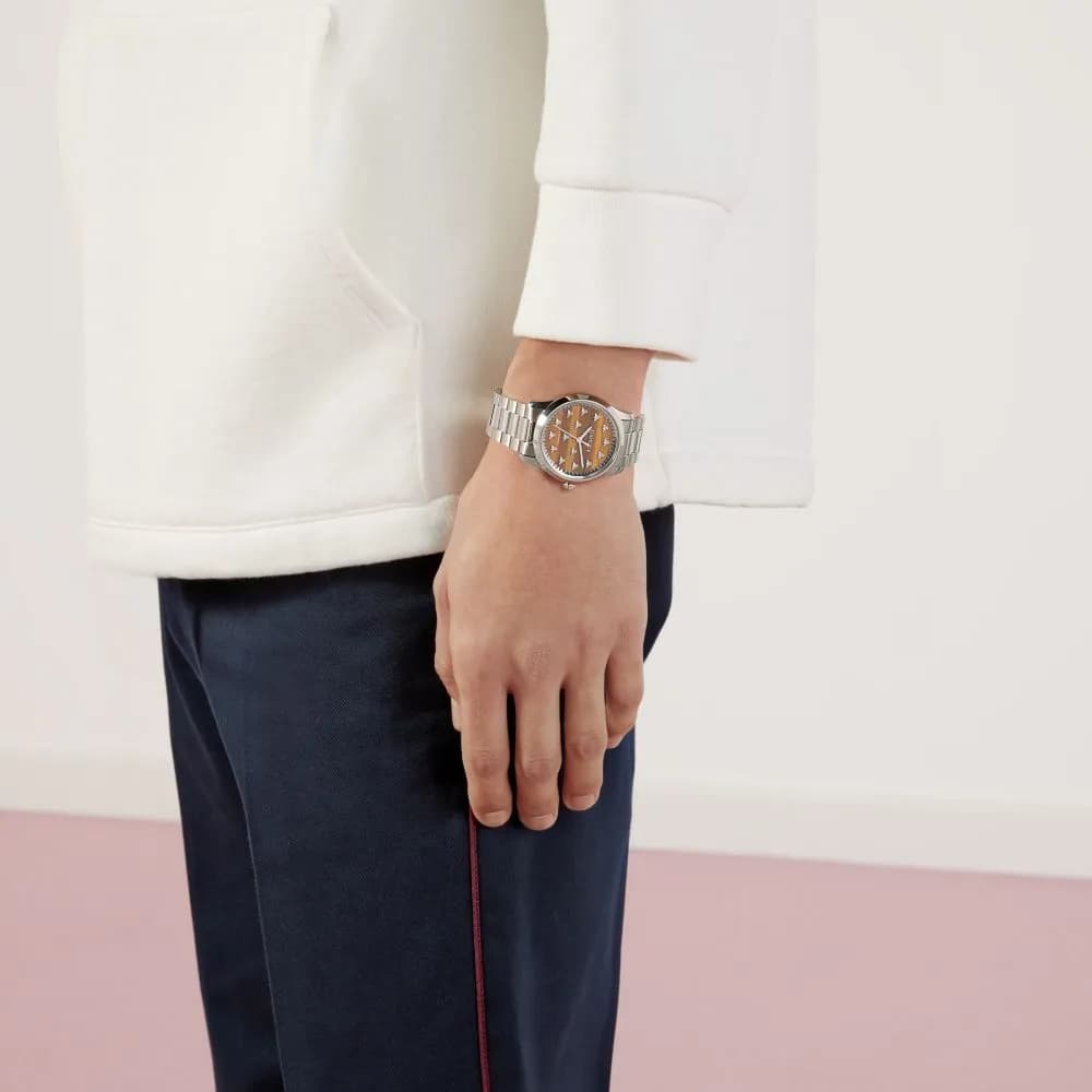 Gucci Montre G-Timeless motif abeille, 38 mm