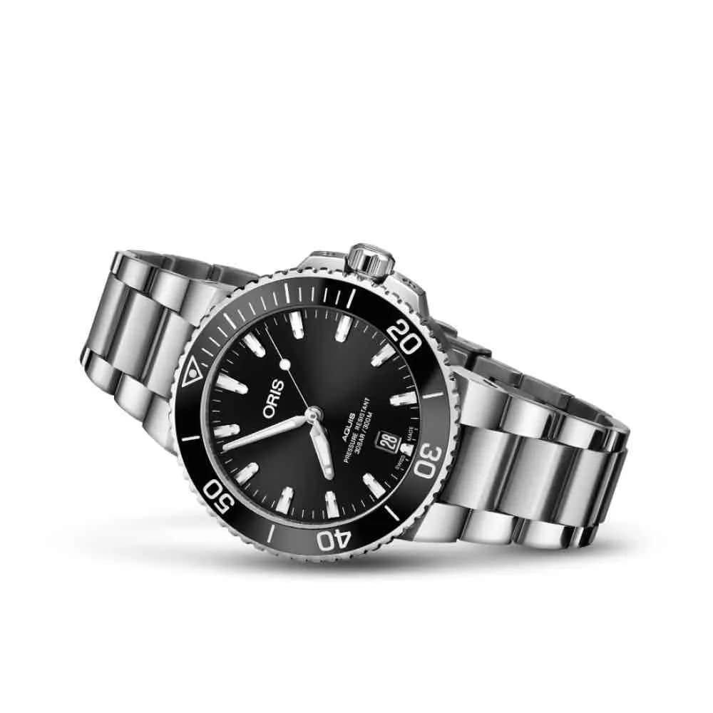 Oris Aquis Date