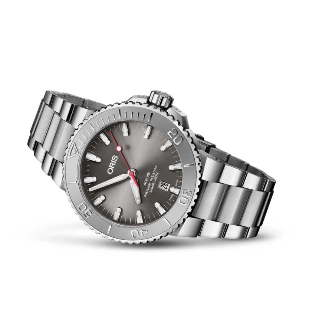 Oris Aquis Date Relief