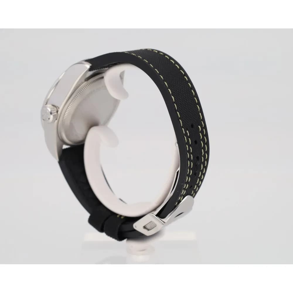 Tudor Black Bay Pro — bracelet caoutchouc
