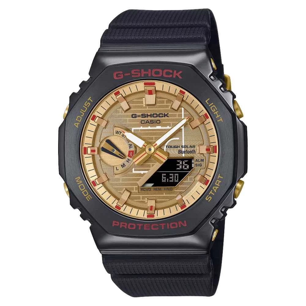 Casio GBM-2100 — cadran doré