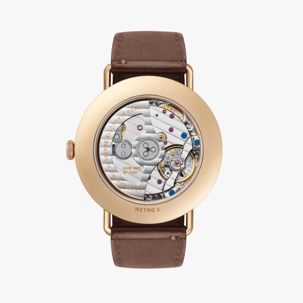 Nomos Metro or rose neomatik 39