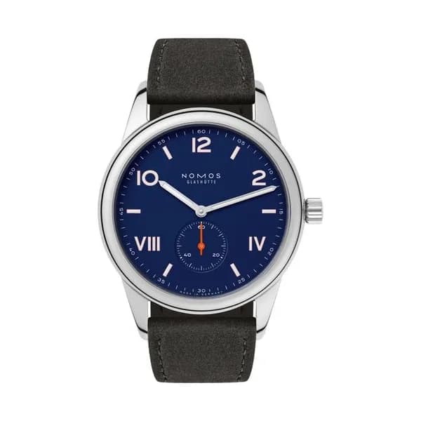 Nomos Club Campus night sky