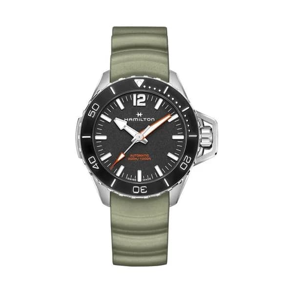 Hamilton Montre Hamilton Khaki Navy Frogman automatique cadran noir bracelet caoutchouc vert 46 mm