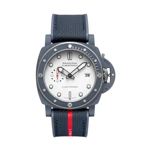 Panerai Submersible QuarantaQuattro Luna Rossa Ti-Ceramitech™