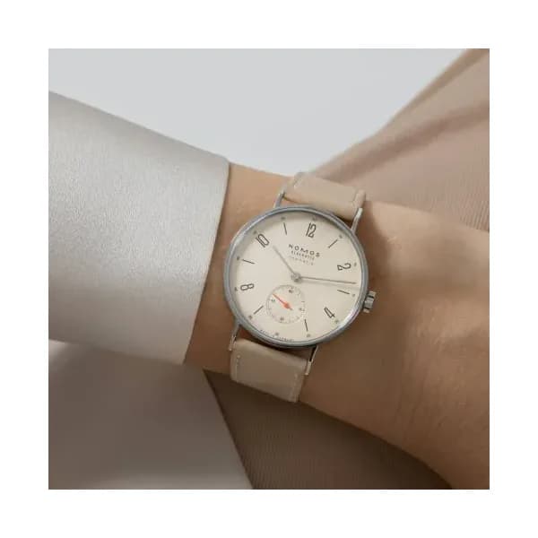 Nomos Tangente neomatik champagne