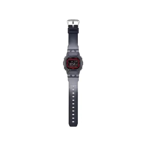 Casio DW-B5600G-1