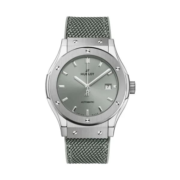 Hublot Montre Hublot Classic Fusion Titanium Sage Green automatique cadran vert bracelet caoutchouc 42 mm