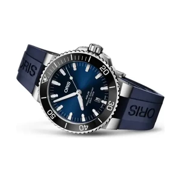 Oris Aquis Date