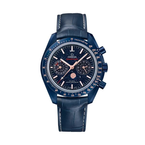 Omega Speedmaster 44,25 mm, céramique bleue sur bracelet en cuir