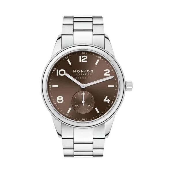Nomos Montre Nomos Club Sport Neomatik Tabac automatique fond acier cadran brun bracelet acier 39,5 mm