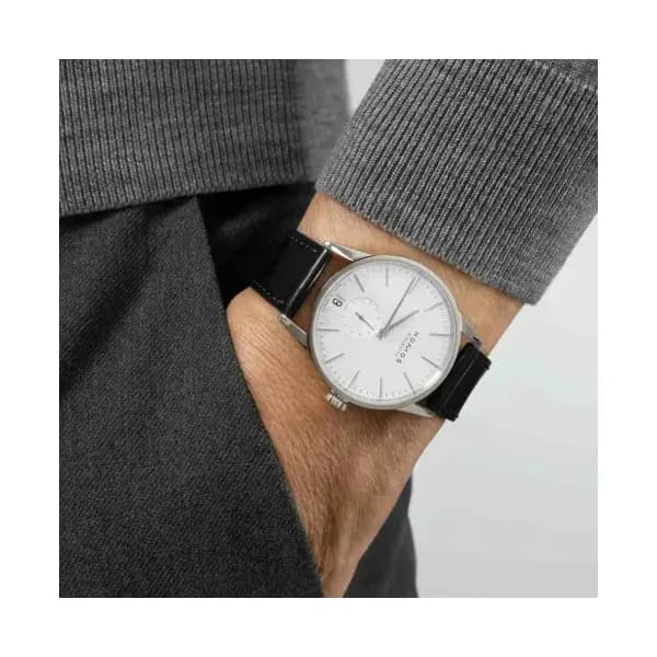 Nomos Zürich date