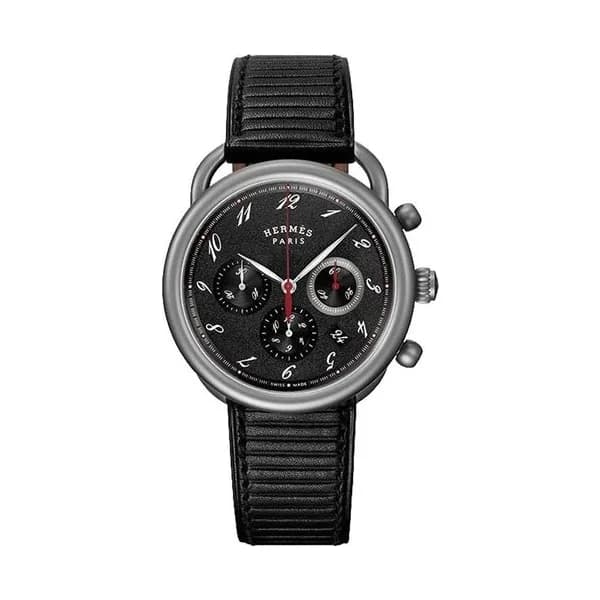 Hermès Montre HERMÈS Arceau Chronographe Titane automatique cadran anthracite bracelet cuir noir 41 mm