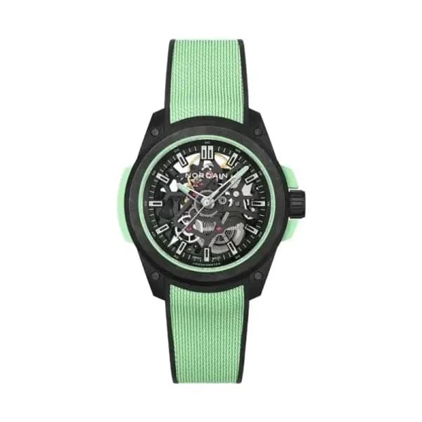 NORQAIN Montre Norqain Wild One Skeleton 39mm Purple Ice Blue Bracelet Caoutchouc