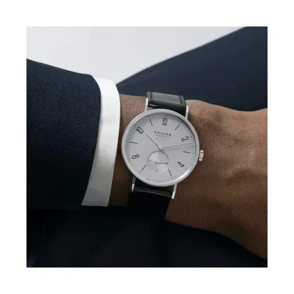 Nomos Tangente Neomatik 39 Gris Platine
