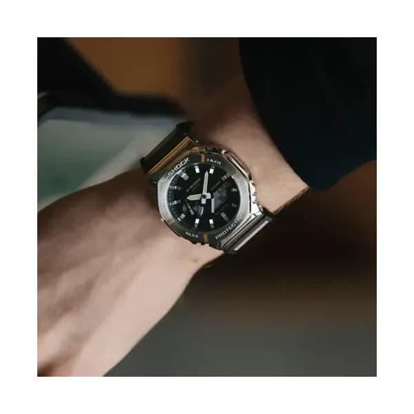 Casio Montre Casio G-Shock - GM-2100C-5AER