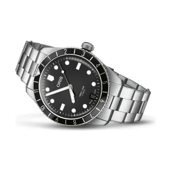 Oris Divers Sixty-Five 12H Calibre 400
