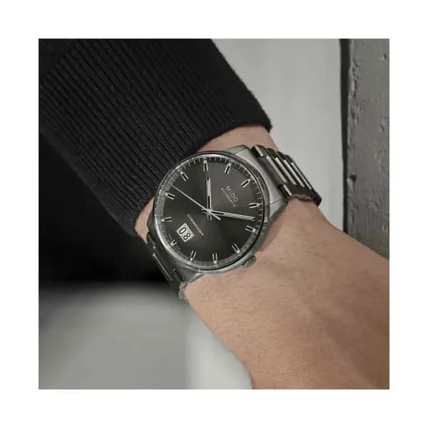 Mido Montre Mido Commander Big Date 42 mm- M021.626.33.061.00