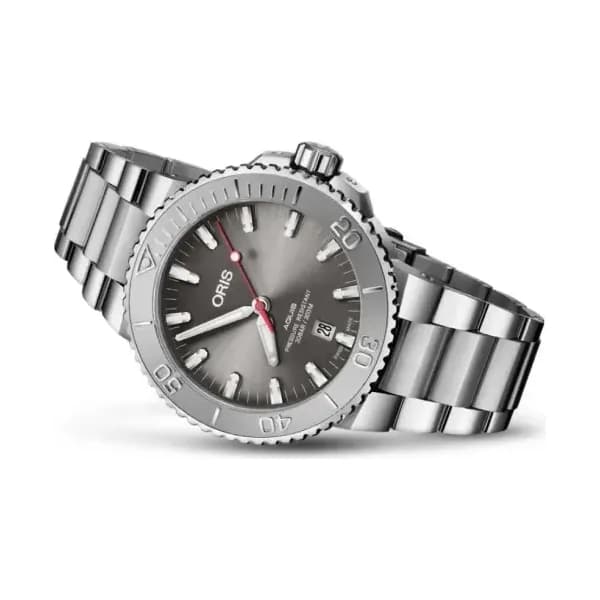 Oris Aquis Date Relief