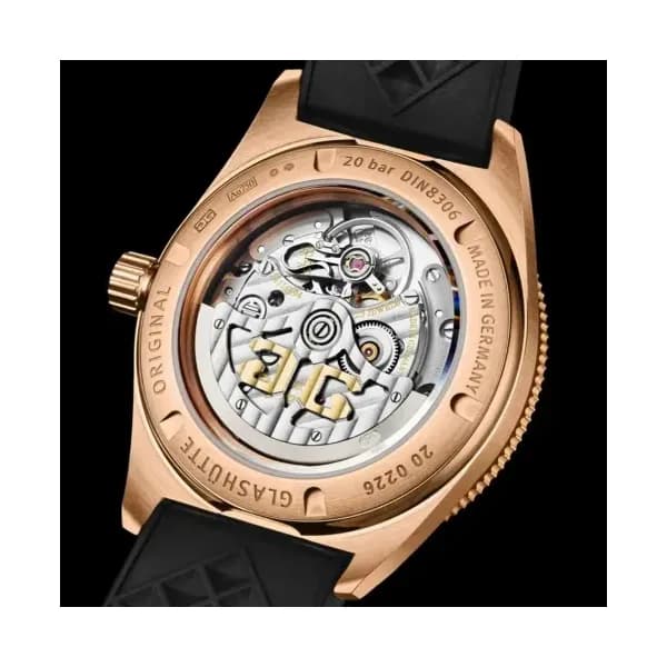 Glashütte Original SeaQ