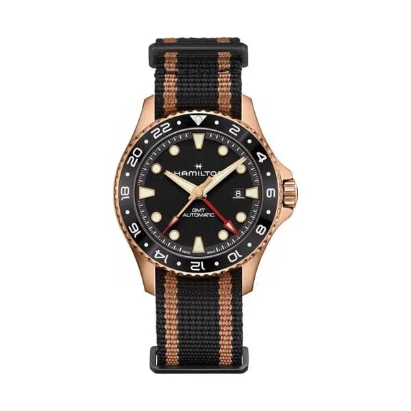 Hamilton Montre Hamilton Khaki Navy Scuba automatique GMT cadran noir bracelet NATO noir et doré 43 mm