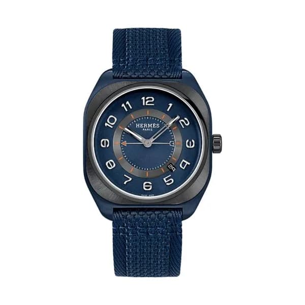 Hermès Montre Hermès H08 Titane PVD Bleu automatique cadran bleu bracelet tissu bleu 42 mm