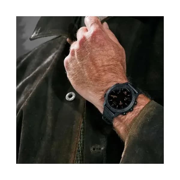 Garmin MARQ® Commander (Gen 2) Carbon Edition