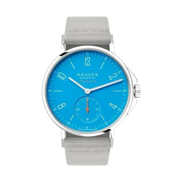 Nomos Ahoi neomatik bleu sirène