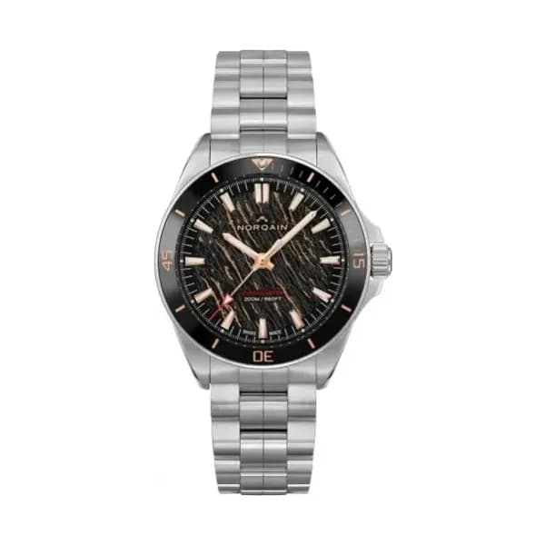NORQAIN Montre Norqain Adventure Neverest Cadran Noir Glacier Bracelet Acier