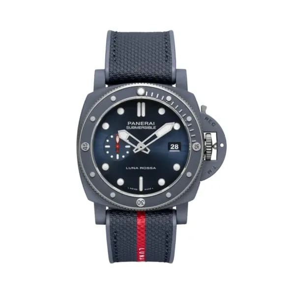 Panerai Submersible QuarantaQuattro Luna Rossa Ti-Ceramitech™
