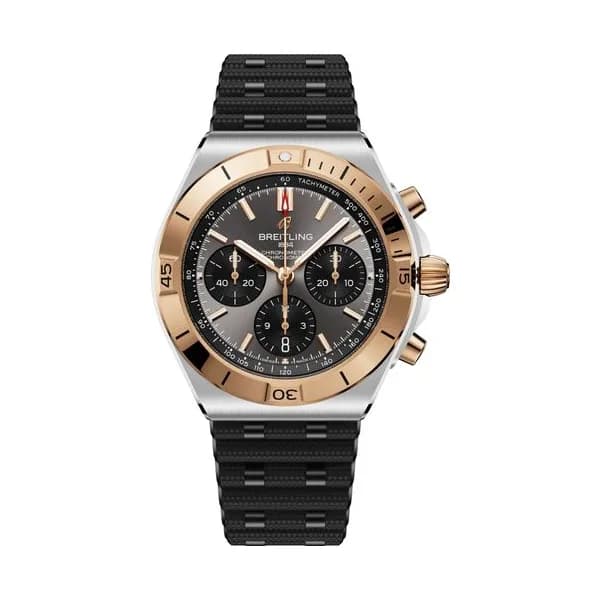 Breitling Montre Breitling Chronomat B01 Chronograph automatique lunette or rouge cadran anthracite bracelet caoutchouc 42 mm